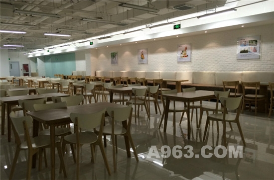 小米新辦公室：簡約中透著企業(yè)文化