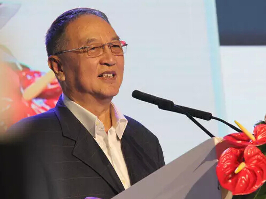 柳傳志：“互聯(lián)網(wǎng)+”被大大低估，向王健林馬云學