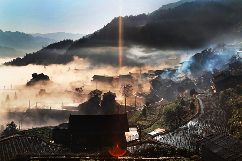 每月抄表例日后臺(tái)集中發(fā)行集抄電量