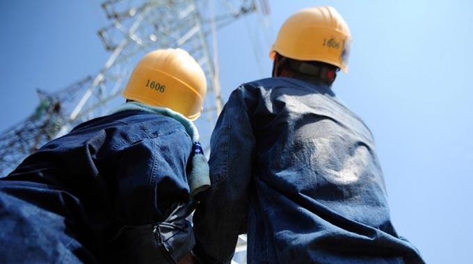 冒高溫堅(jiān)守——合肥云廬線改造工程