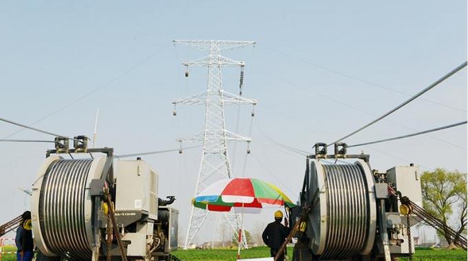 泰州±800千伏換流站至500千伏雙草變輸電工程進入全面架線階段
