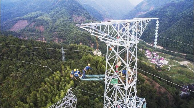 加緊建設(shè)安徽寧國至黃山吳川變電站220千伏輸電線路