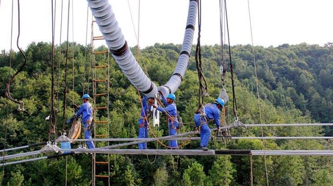 附件安裝±800千伏酒湖線