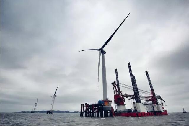 亞洲首個(gè)“海上巨無霸”安裝完成 未來大有可為！