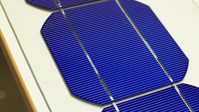 英國太陽能光伏裝機(jī)容量累計(jì)達(dá)12.8吉瓦