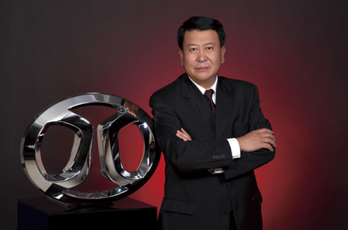  兩會代表議新能源汽車增長的“絆腳石”  推動新能源汽車產(chǎn)業(yè)發(fā)展