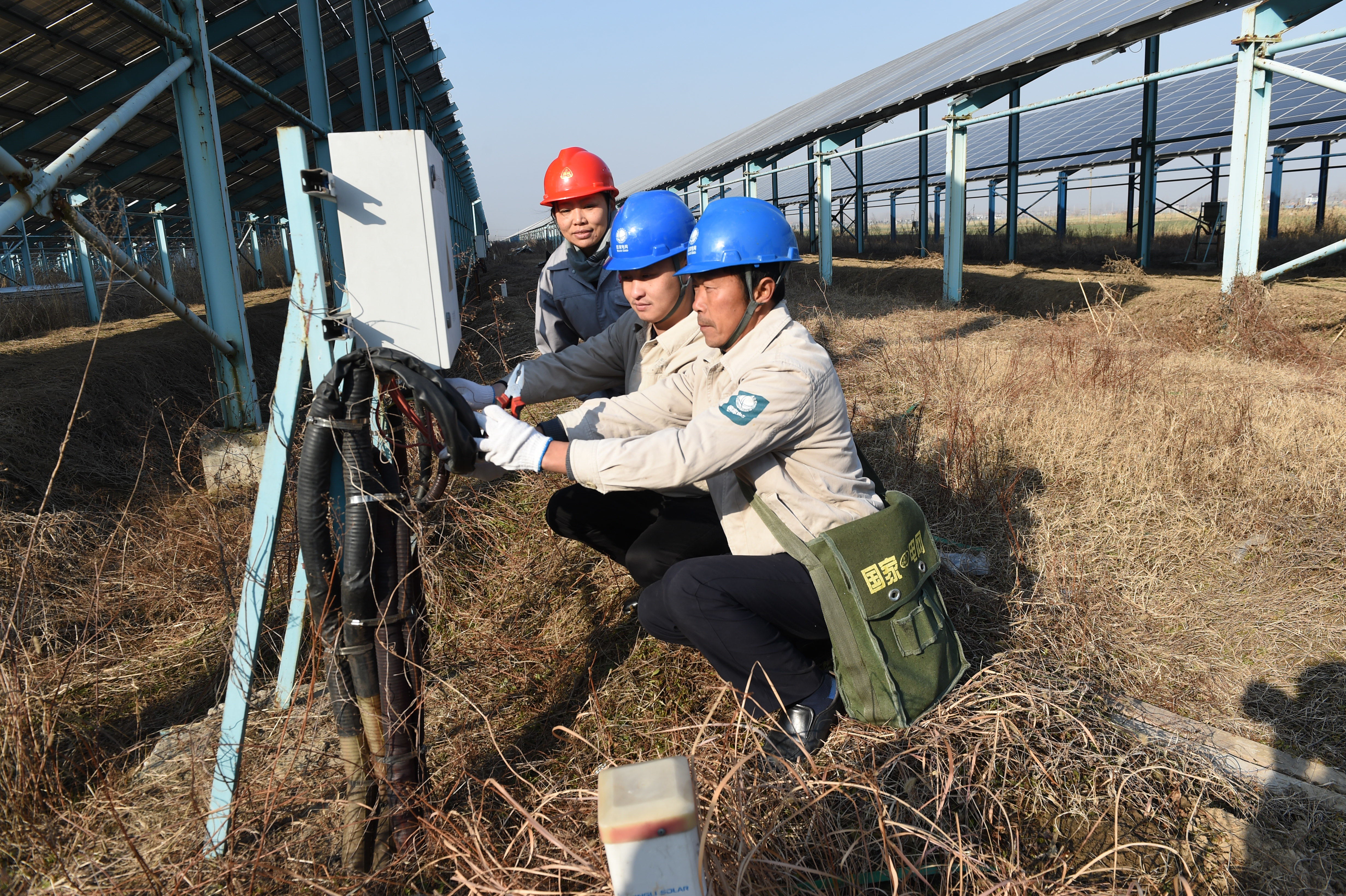 員服務(wù)隊丨阜寧供電體檢為光伏發(fā)電助力