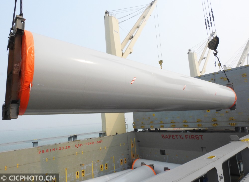 江蘇連云港風電產(chǎn)業(yè)“風光無限”