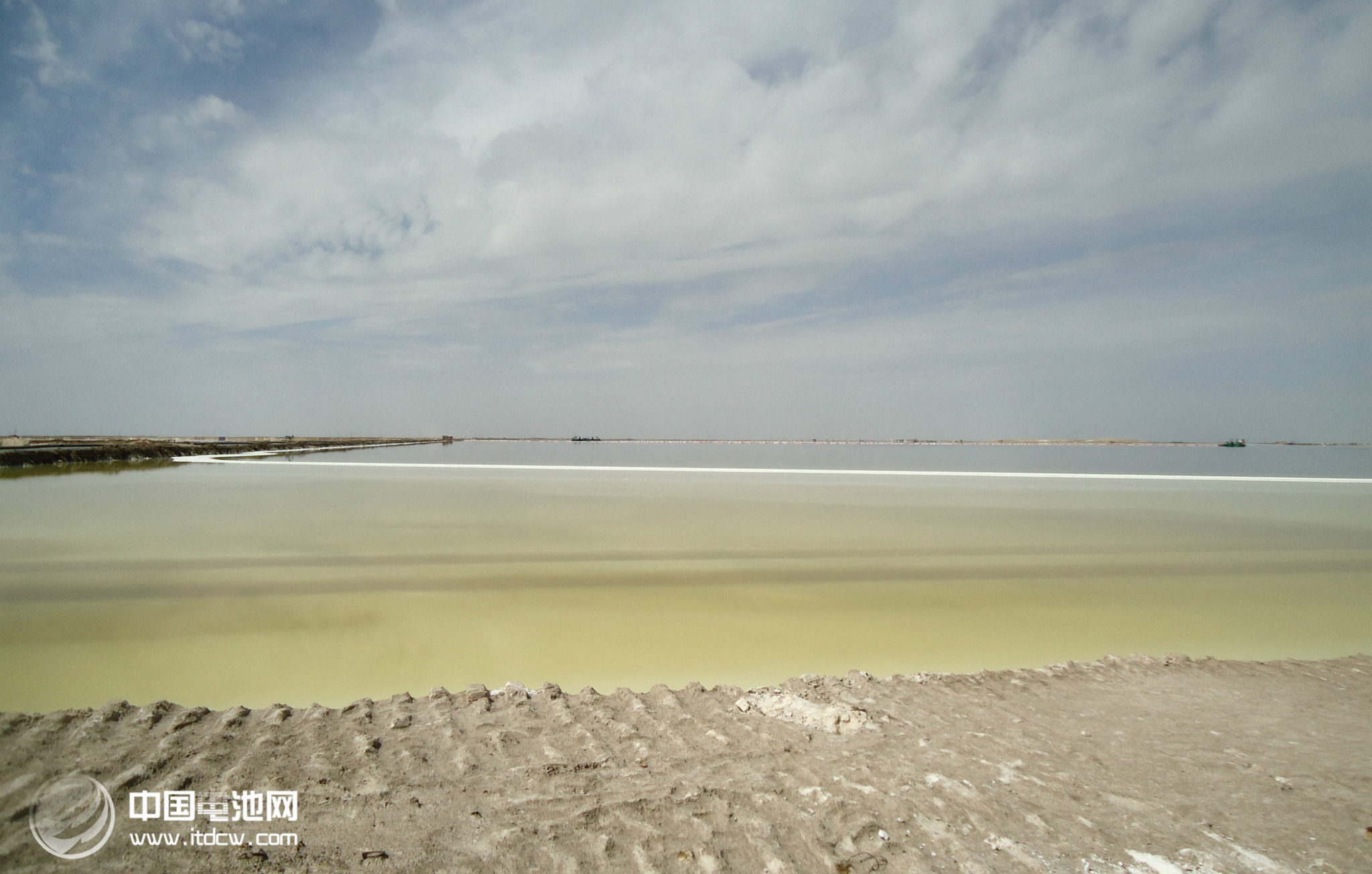 在國家政策和市場需求的雙重刺激下 鋰電池正極材料產(chǎn)量持續(xù)增長