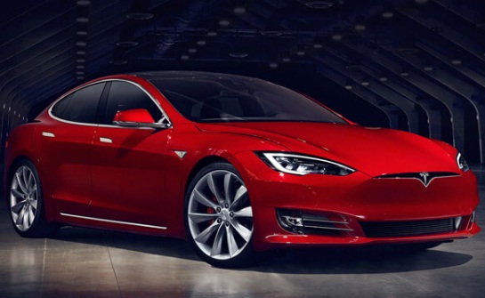 特斯拉進(jìn)退維谷 太陽(yáng)能拯救他嗎？