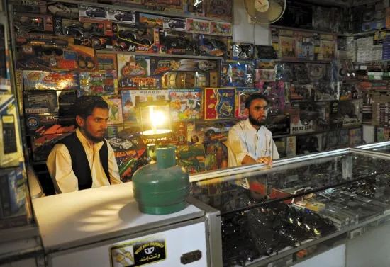 巴鐵缺電怎么辦？中國為它建造世界第二的線路！