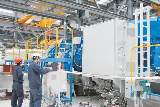 河北豐寧總投資10 億元風力發(fā)電機組下線