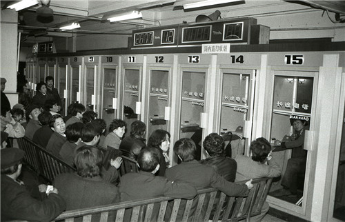 上海電信：從人工接線到千兆網(wǎng)絡(luò) 開(kāi)啟智慧城市新時(shí)代