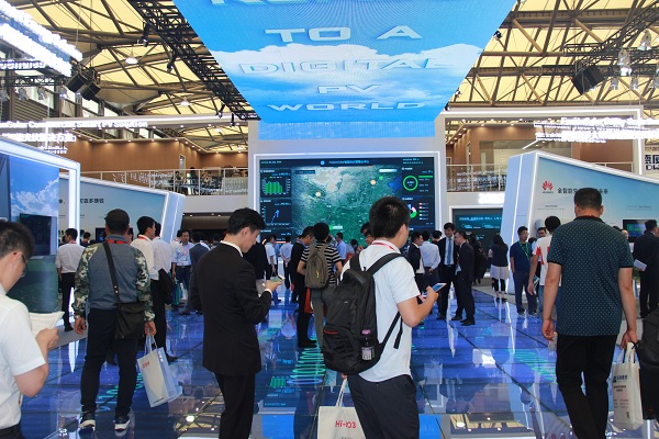 直擊SNEC2018：光伏新品哪家強(qiáng)？