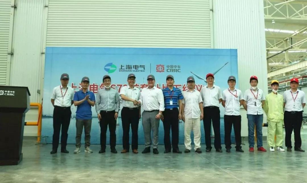 72米長、LCOE最低！國內(nèi)首款海陸兩用風(fēng)電葉片成功下線