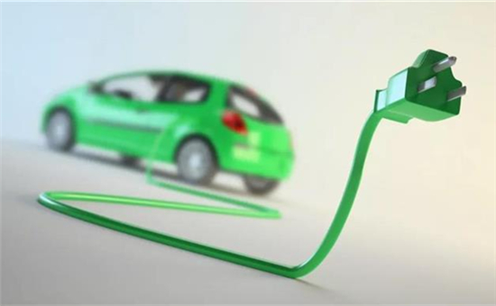 電動(dòng)車市半年考：“占號(hào)車”成為棄子，插混風(fēng)頭正勁