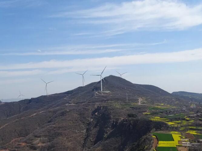 風(fēng)能開發(fā)、生態(tài)環(huán)保、扶貧擔(dān)當(dāng)“薈萃”一山