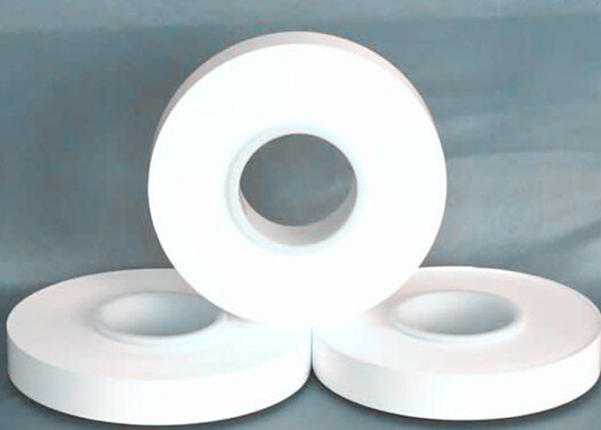 鋰電池隔膜材料產(chǎn)能擴張趨勢明顯