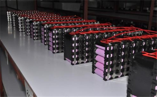 鈮鎢氧化物電極或能實(shí)現(xiàn)電動(dòng)車(chē)電池快充