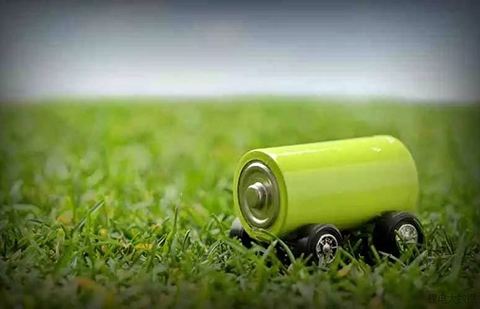 新能源物流車產(chǎn)量下跌 磷酸鐵鋰逆勢生長