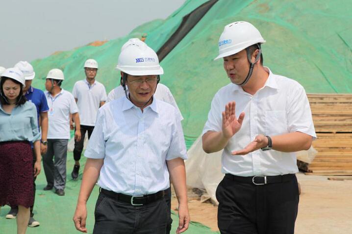 國家發(fā)改委經(jīng)濟(jì)運(yùn)行局副局長李云卿一行到實(shí)驗(yàn)區(qū)督導(dǎo)增量配電業(yè)務(wù)改革