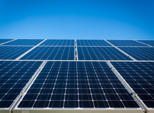 韓國(guó)在人工湖上建立浮動(dòng)太陽(yáng)能農(nóng)場(chǎng)