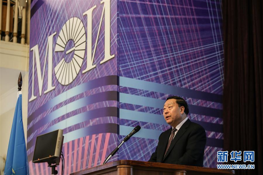 10月5日，在俄羅斯首都莫斯科，全球能源互聯(lián)網(wǎng)發(fā)展合作組織主席劉振亞為俄羅斯師生做講座。