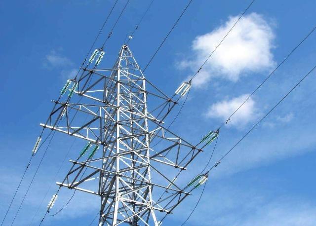 為什么高壓電線沒有絕緣外皮，雨天也不會(huì)出現(xiàn)電力故障呢？