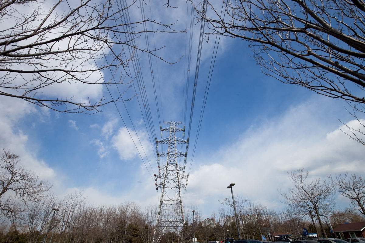 我國首批電力現(xiàn)貨市場試點(diǎn)建設(shè)邁開大步